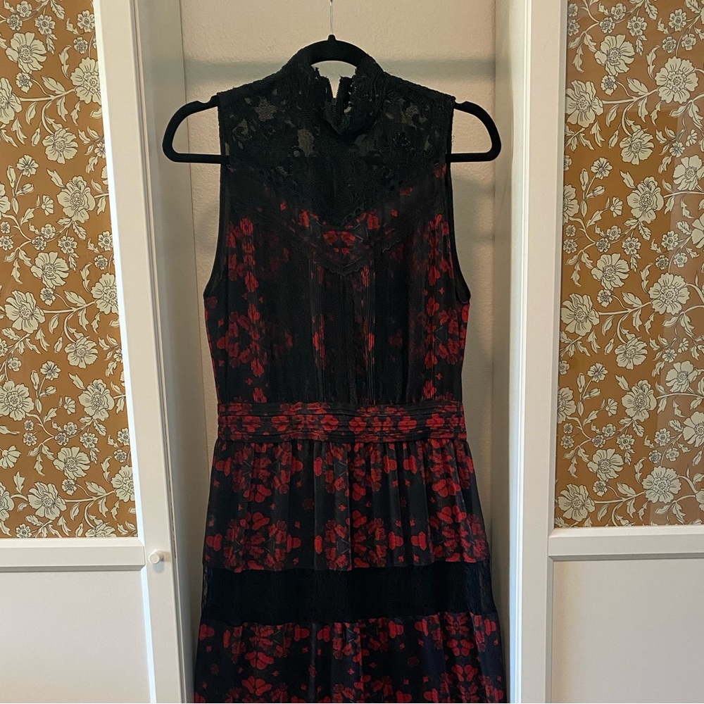 alice + olivia Red & Black Patterned Maxi Dress Gown SZ 8 - Picture 3 of 9